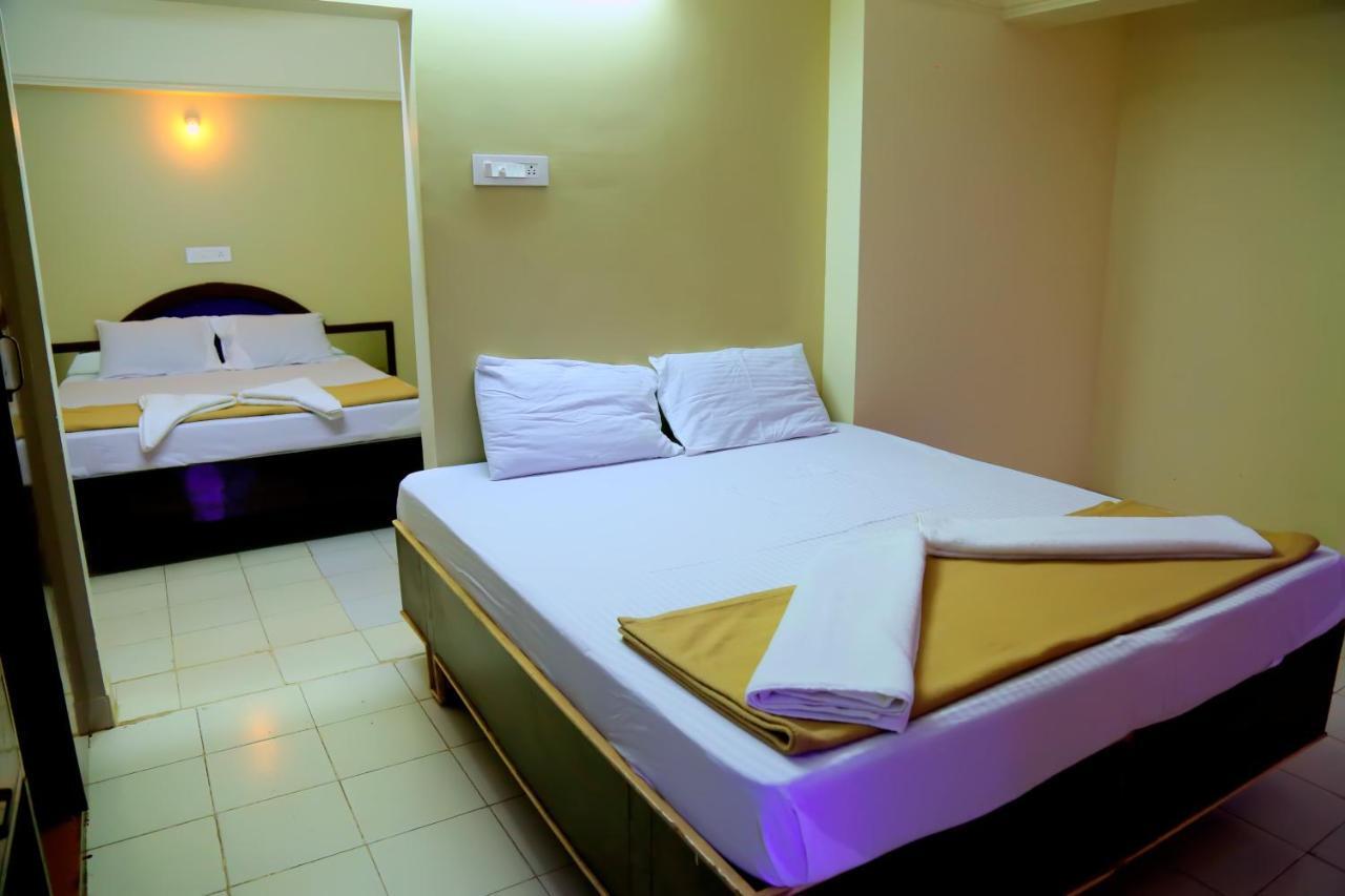 Hotel Sri Jawahar'S Residency Palani Zewnętrze zdjęcie