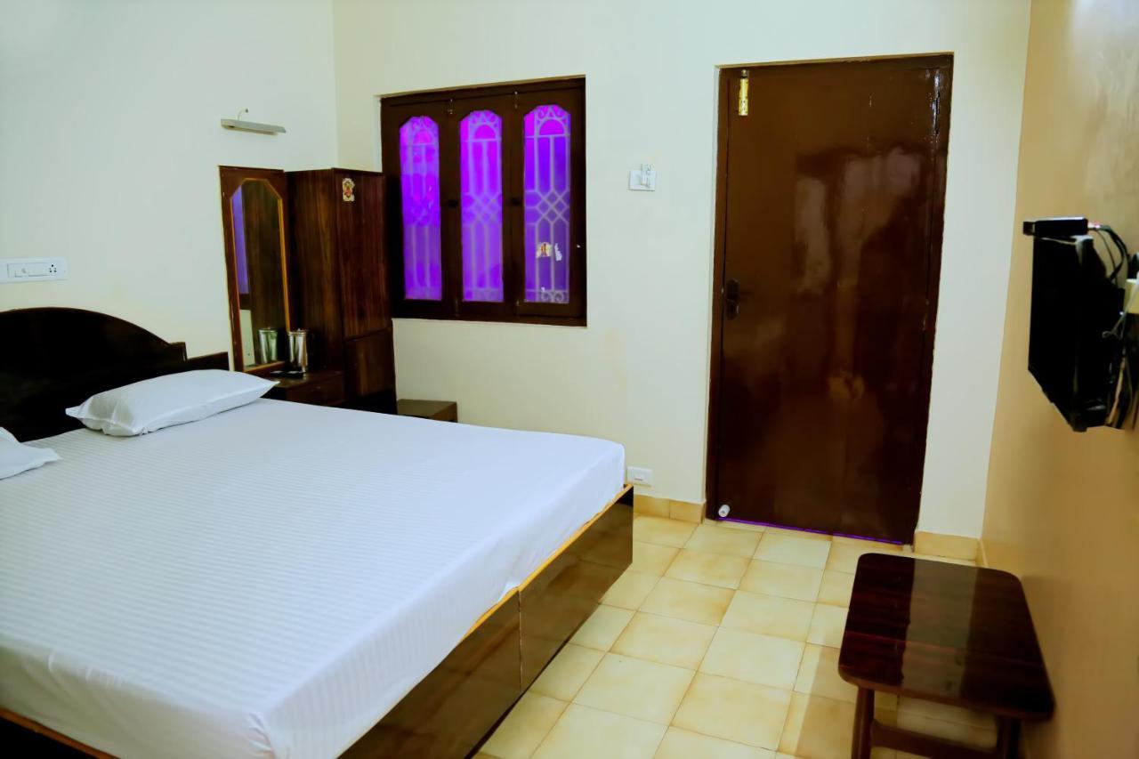 Hotel Sri Jawahar'S Residency Palani Zewnętrze zdjęcie